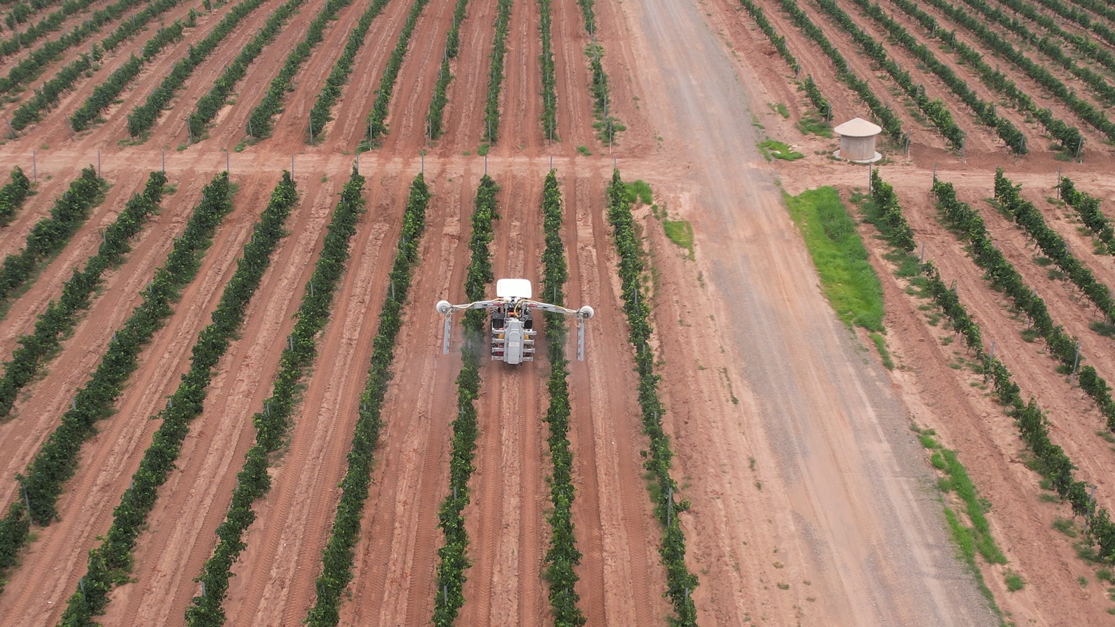 VF60E spraying operation detail